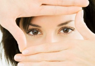 面部白癜风会给患者造成怎样的心理负担?