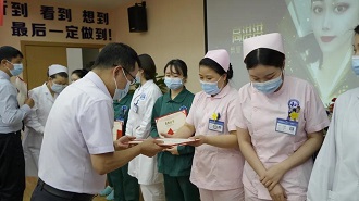 5.12国际护士节丨庆祝我院2021优秀护士颁奖典礼暨护士节演讲比赛